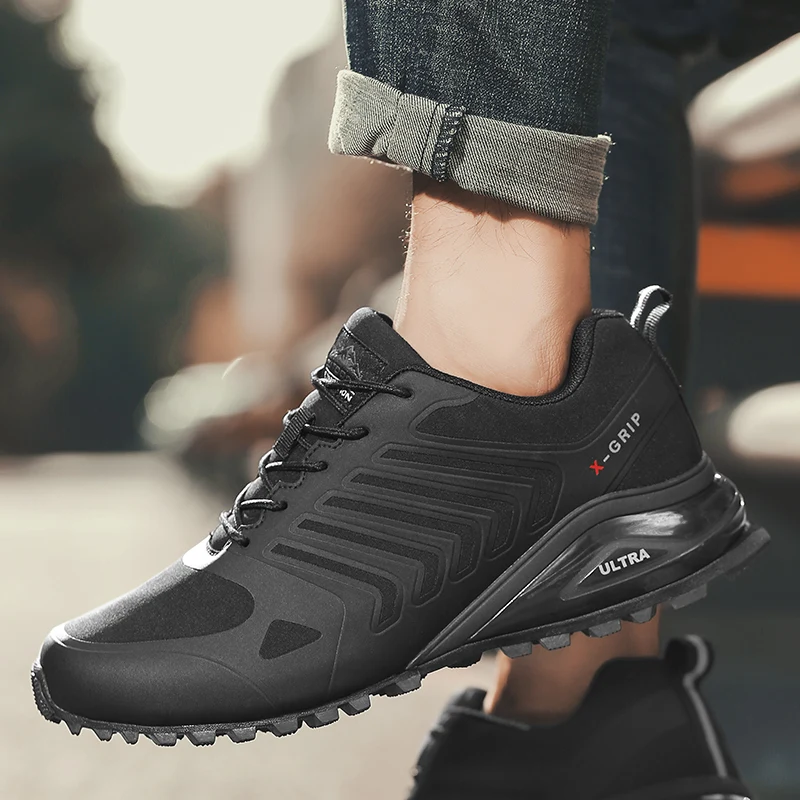 New Golf Shoes Large Size 50 Men's Golf Shoes Mesh Spring and Autumn Sports Shoes Men's Golf Travel Shoes Studless Sports Shoes