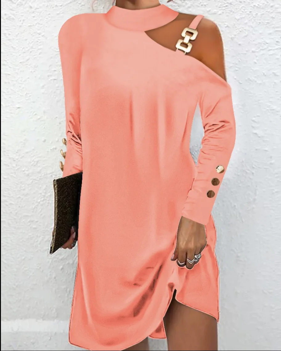 Женское элегантное платье с бретелькой на шее и длинными рукавами