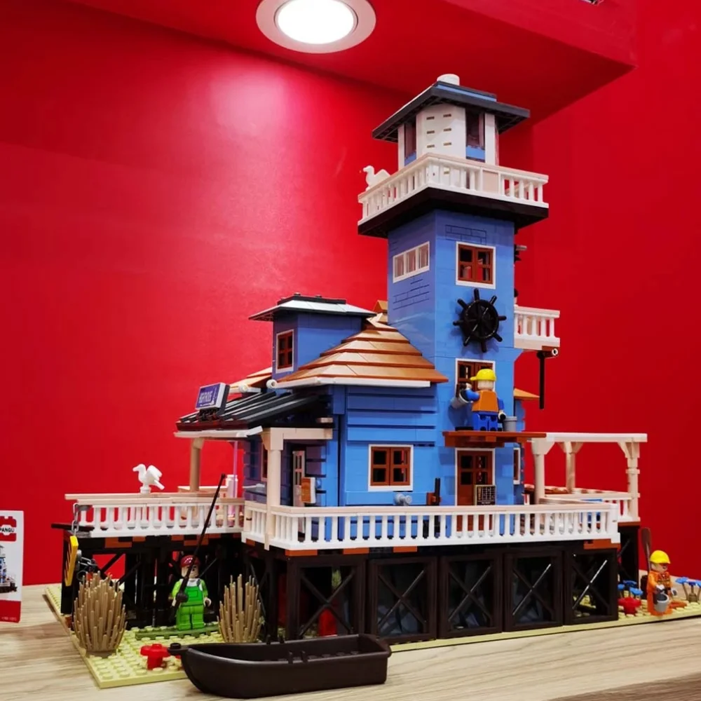 

Creative Expert Bricks PG12002 2375pcs Light House Modular Bricks Old Fish Store Moc Building Blocks Streetviews Moc Bricks