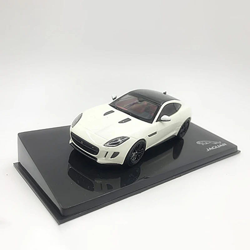 

Модель автомобиля IXO в масштабе 1:43, JAGUAR F-TYPE COUPE R