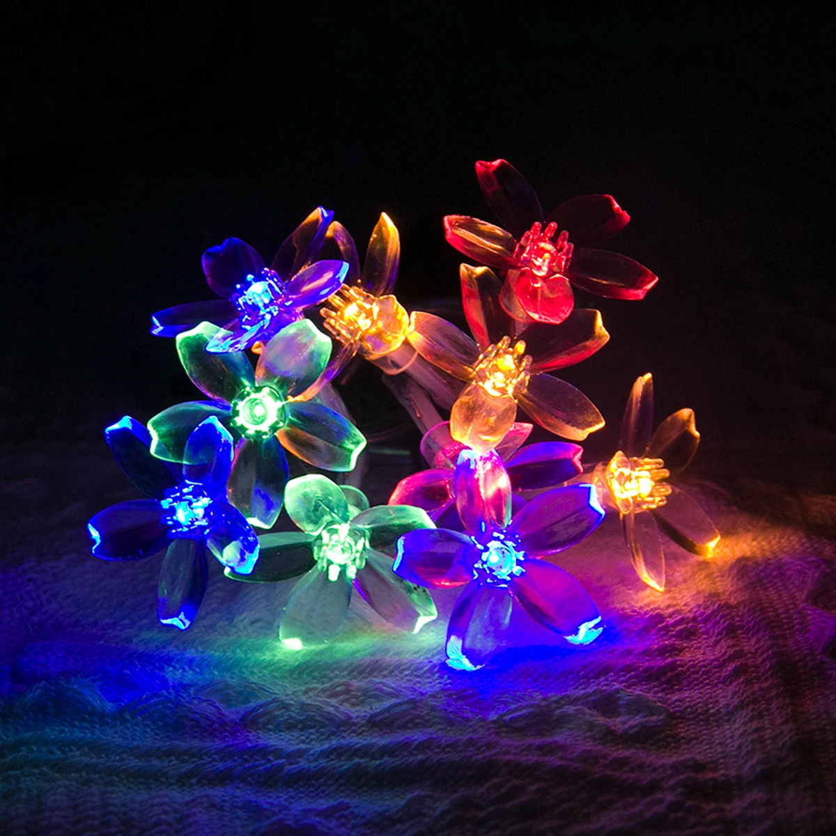 Светодиодная гирлянда с цветами вишни 1 5/2 м