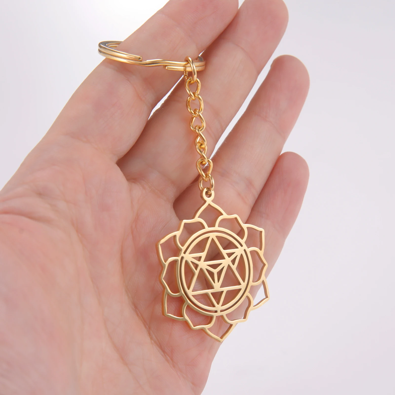 

Stainless Steel Keychain Merkabah Immortal Flower Pendant Vintage Aesthetic Charm Keyring for Women Men Jewelry Amulet Fine Gift