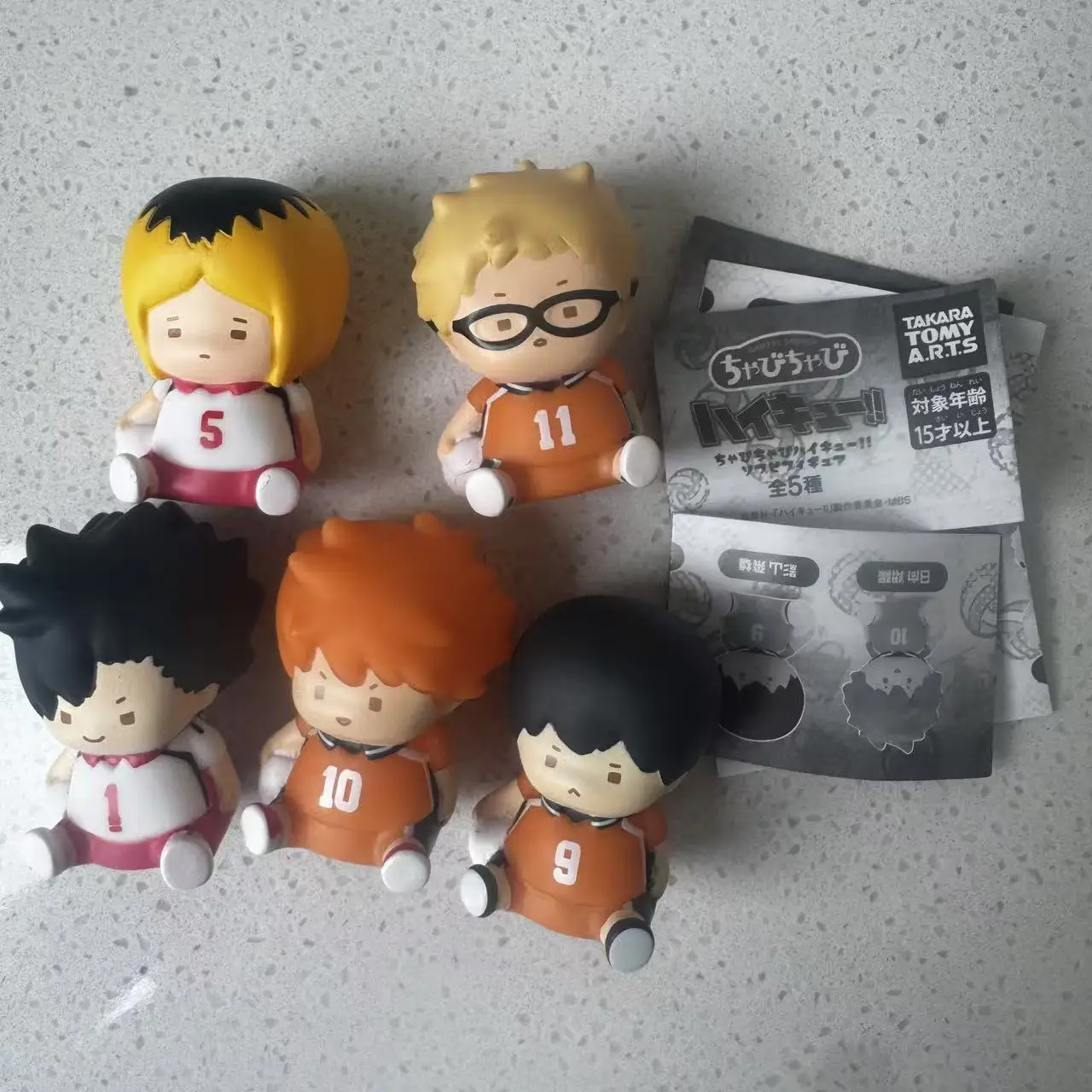 Фото Подлинная фигурка 2 Haikyuu Sleep Style iwaizumi hajime Akaashi Keiji Oikawa Tooru Kotaro Bokuto Gacha Toy №4