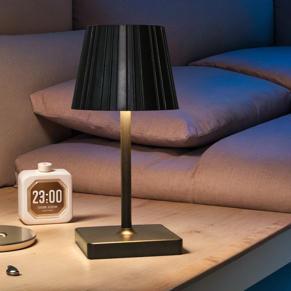 Сенсорная лампа прикроватная светодиодная настольная беспроводная с