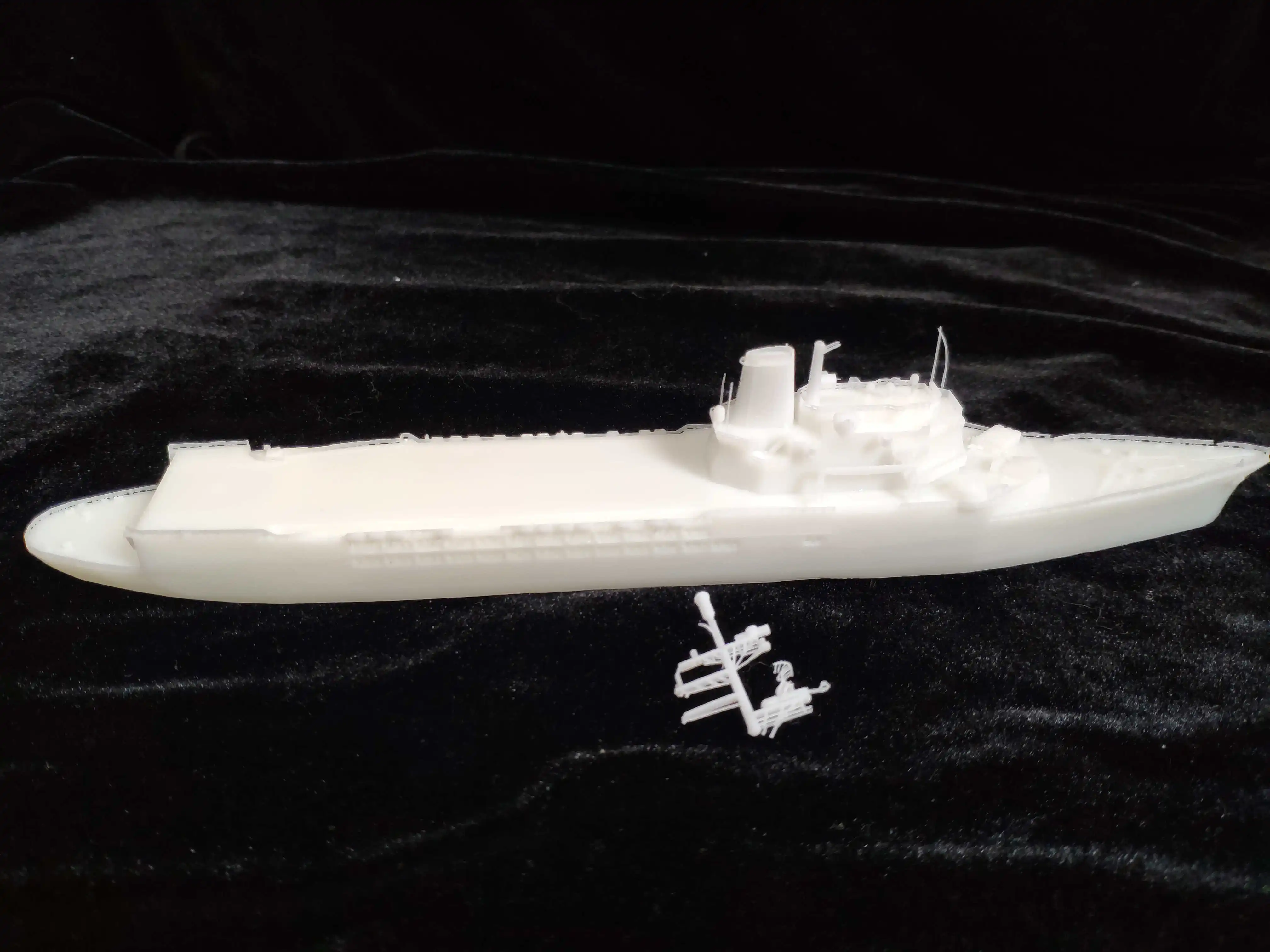 Модель вертолета французский стиль 1/700 года с изогнутой дугой белая модель