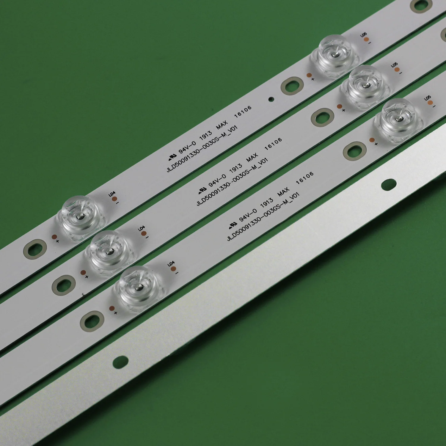 Лента светодиодной подсветки для телевизора HISENSE LB50095 50R6040E JL.D50091330-003ES-M_V01 CRH-BK50S1U51S3030T040979G H50A6140 (art.: 3920d046015bd) - 3920d046015bd