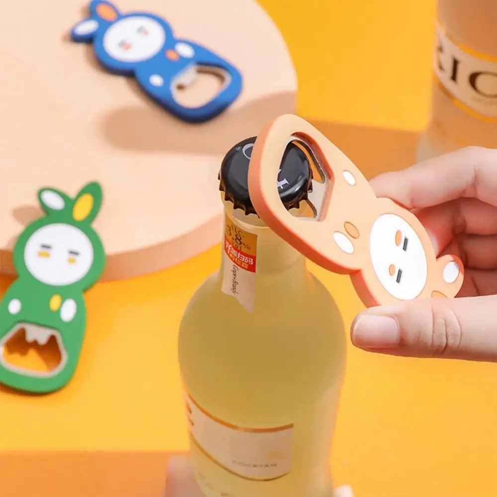 

Magnetic Bottle Opener Bottle Openers Cartoon Shape Multi-color Optional Kitchen Tools Fashion Magnetic Back Beer Bottle Opener