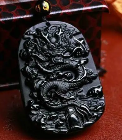 

Ожерелье из натурального обсидиана с подвеской в виде китайского дракона