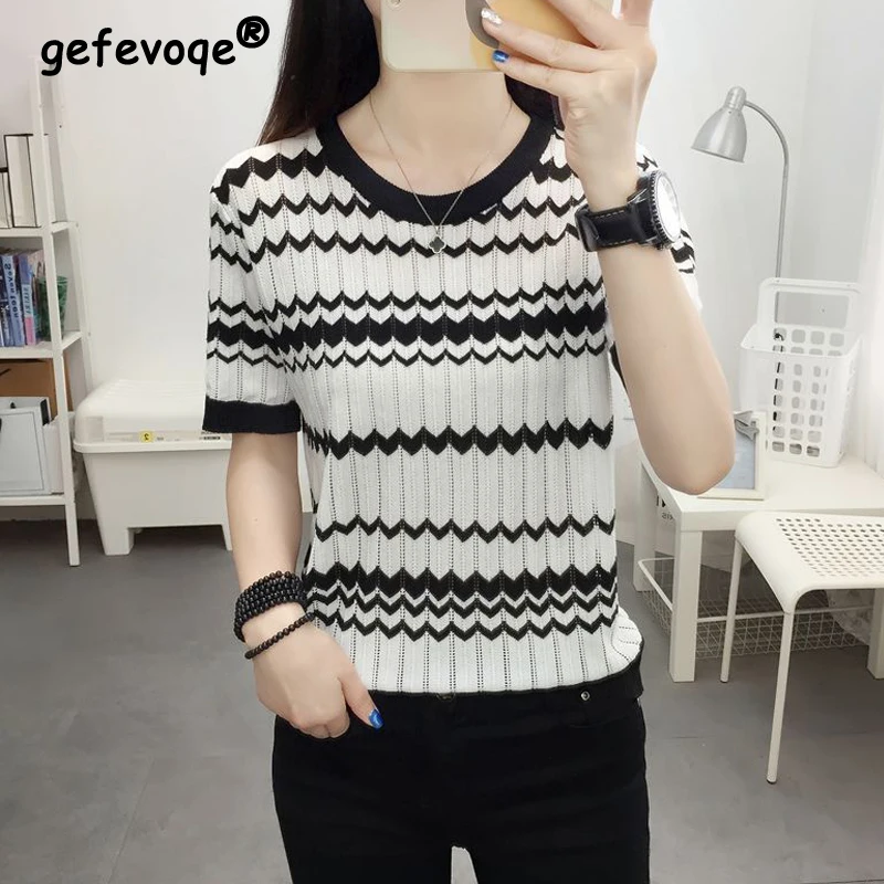 

Женская трикотажная футболка в полоску, элегантный пуловер с круглым вырезом и коротким рукавом, корейский стиль, лето
