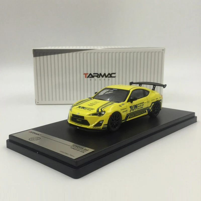 

Tarmac Works 1:43 Model Car Toyota 86 Tuned Alloy Die-cast Vehicle Display