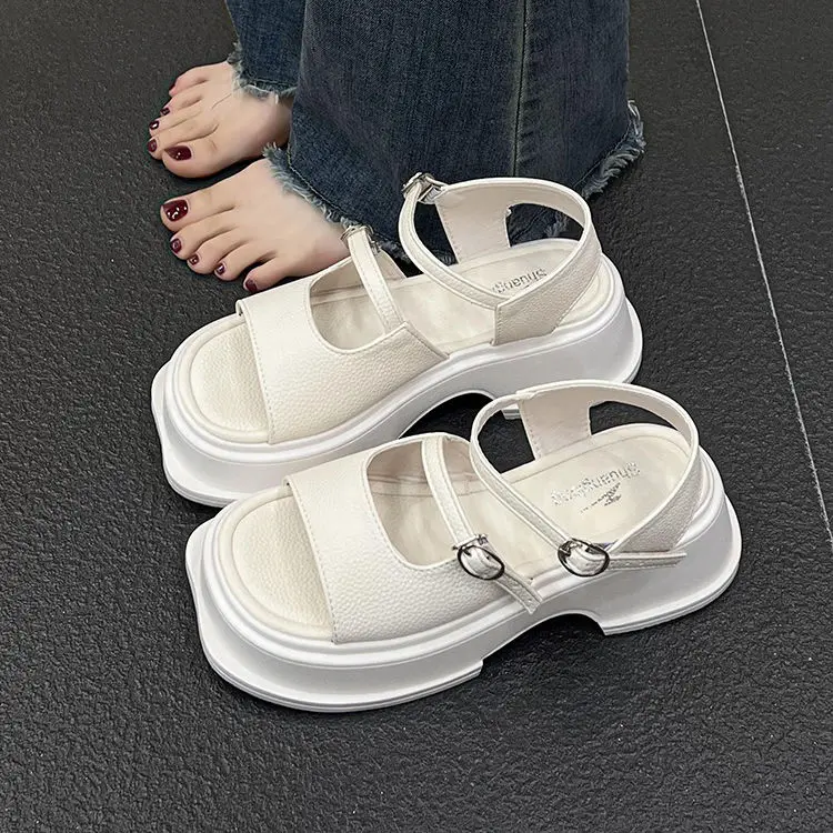 2023 Summer New Versatile Casual Sandals Fashion Matsuke Thick Sole Comfortable White Beach Holiday Women's Shoes