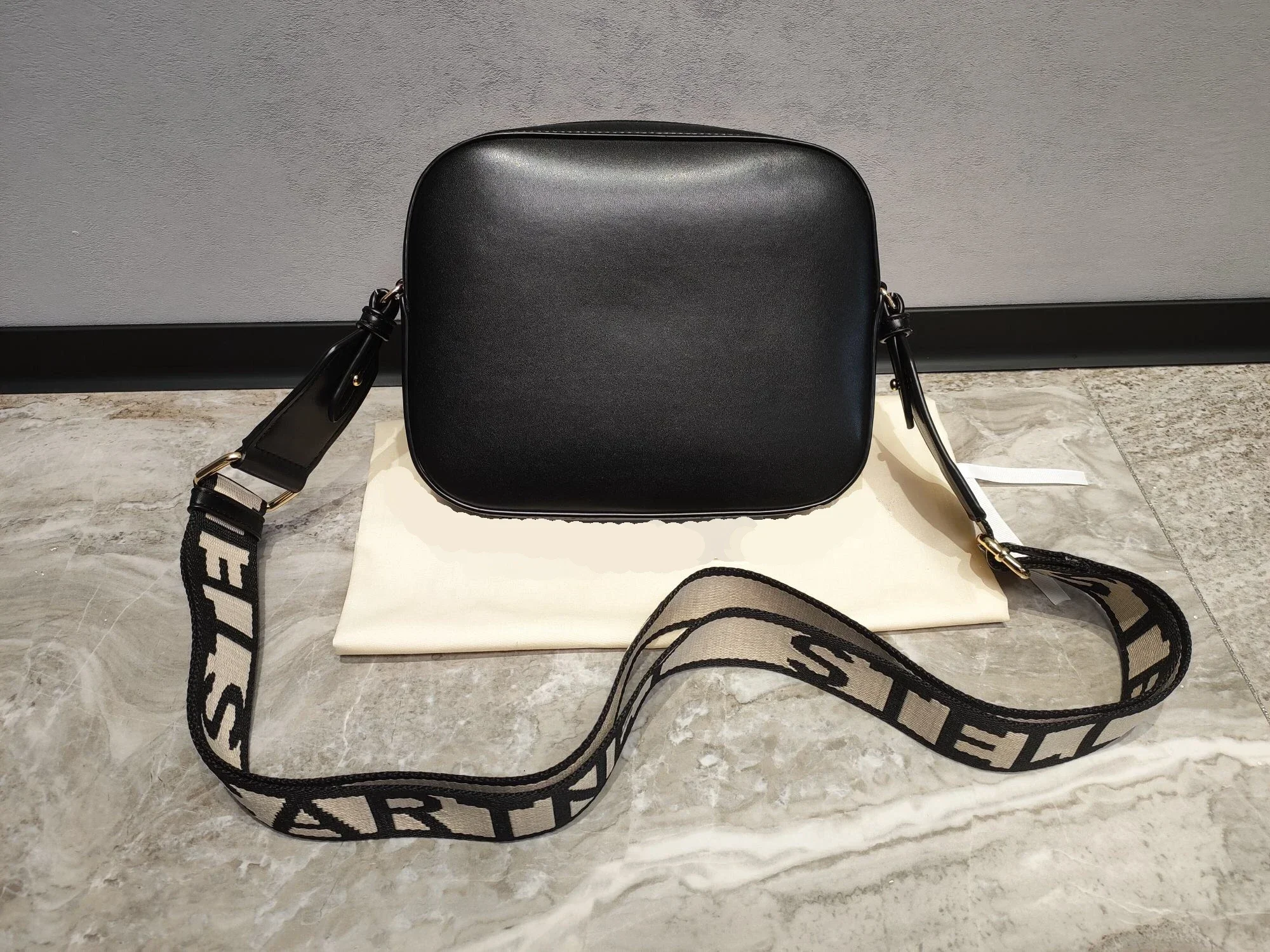 4-product-image