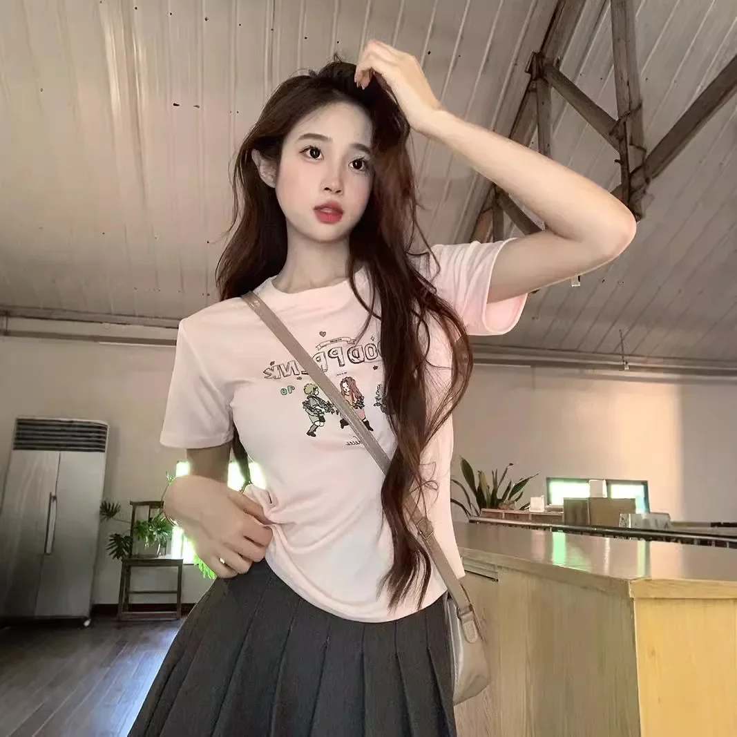 Футболка женская с коротким рукавом стильный топ круглым вырезом придающий