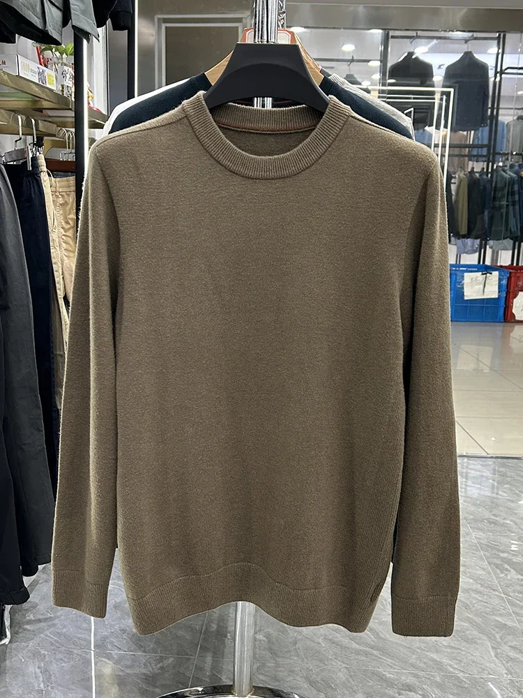 

Осенне-зимний однотонный вязаный свитер в полоску с круглым вырезом