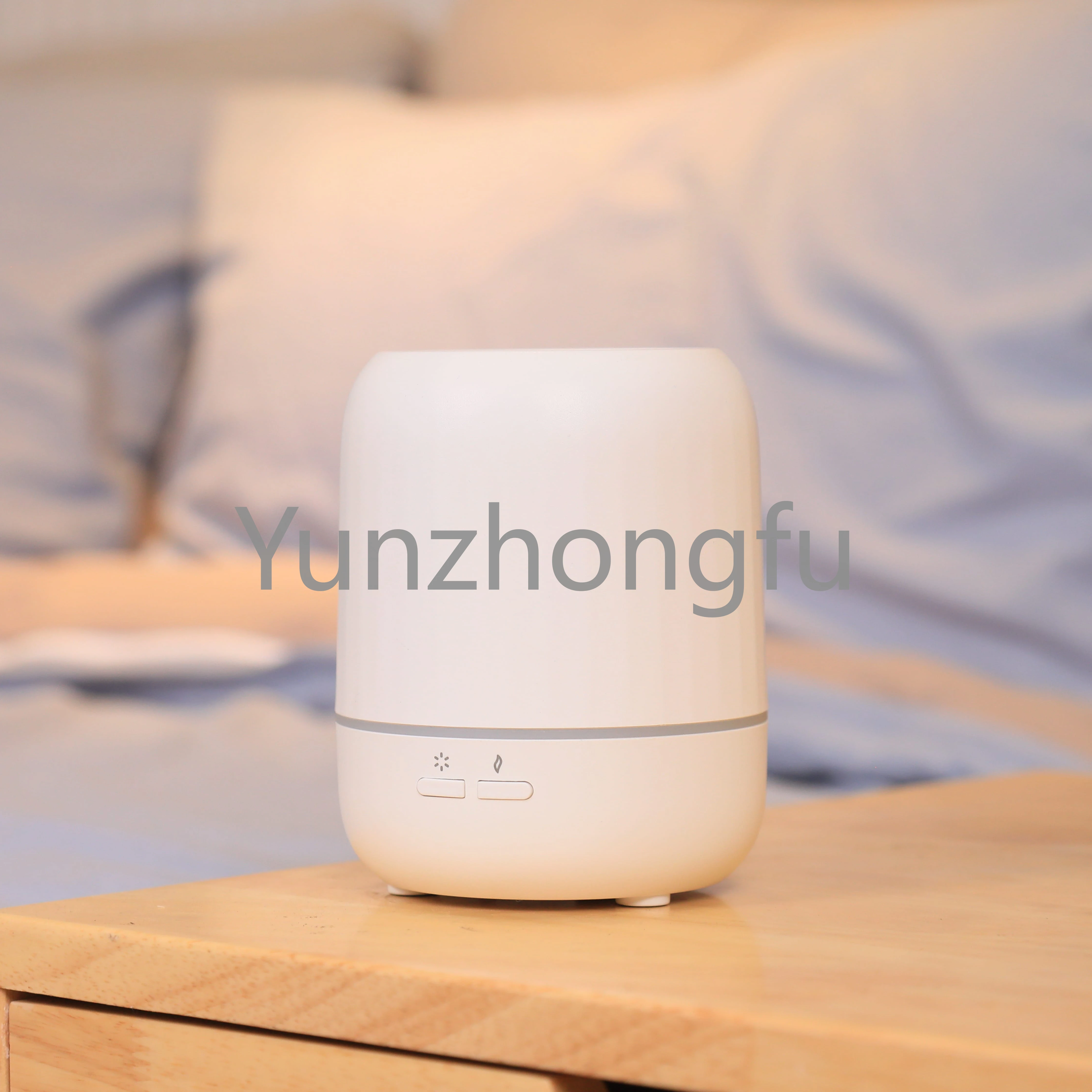 

100ML Wholesale Mini Electric RGB Light Essential Oil USB Scent Diffuser Low Noise Operation