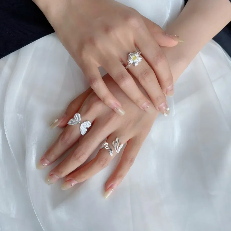 Сладкое кольцо-бабочка. Уникальный нишевый дизайн в виде листа. Простое кольцо с