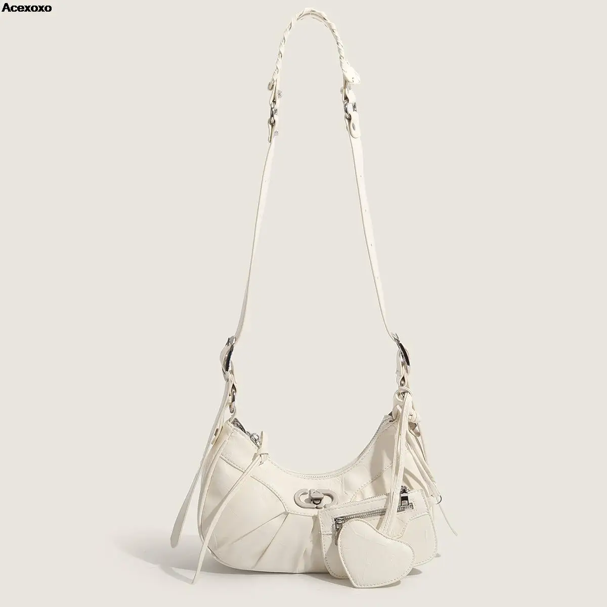 

New riveted shoulder bag