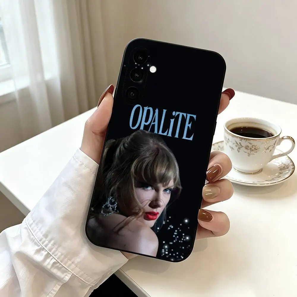 Фото Чехол для телефона T-Taylor Singer Swift-t для Samsung Galaxy A73, A72, A71, A70, A53, A52, A51, мягкий силиконовый черный чехол №2