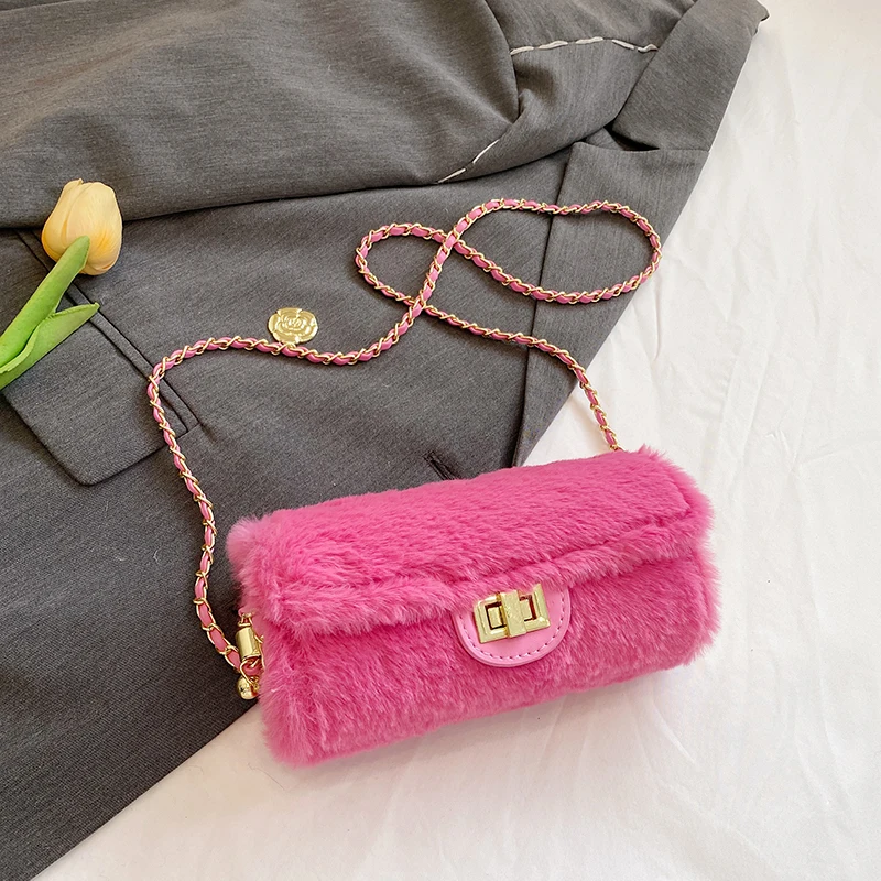 Осенне-зимняя пушистая сумка через плечо для женщин новинка 2024 плюшевая на