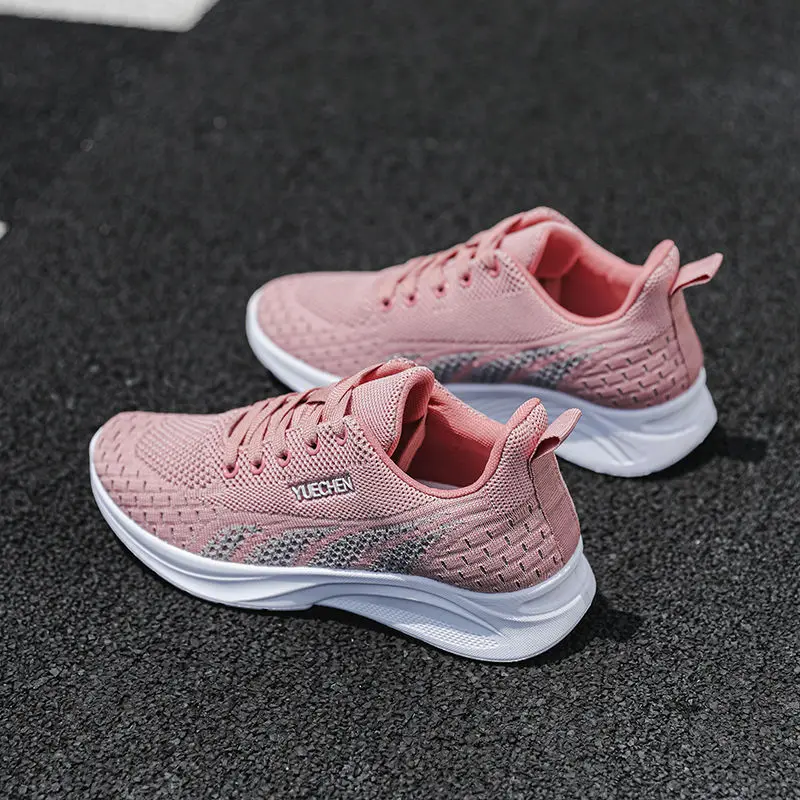 New Sports Shoes Women Flying Weave Mesh Breathable Casual Running Shoes Soft Sole Ultra Light Anti slip Versatile Travel Shoes