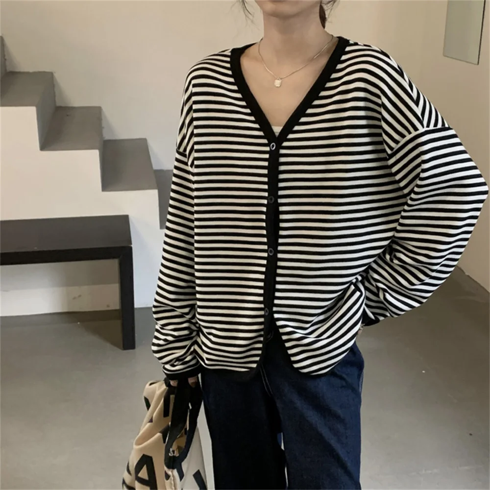 

Женский кардиган оверсайз в полоску, с длинным рукавом