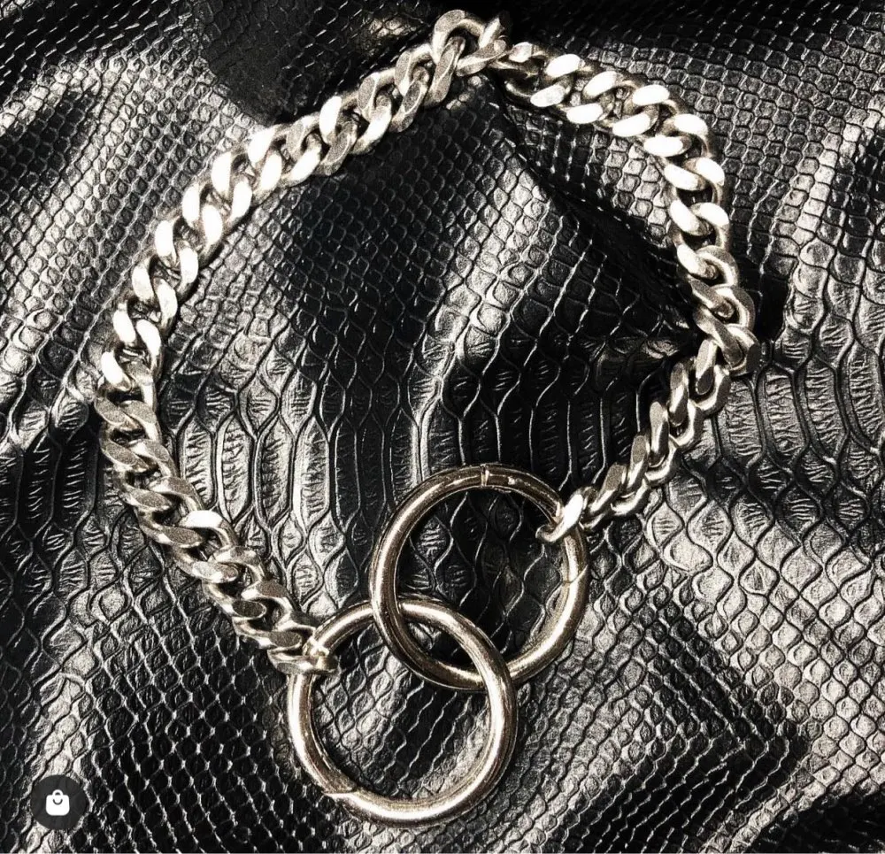 

Luxury Chain Collar Silver Cuban Link Collar Stainless Steel Metal Necklace