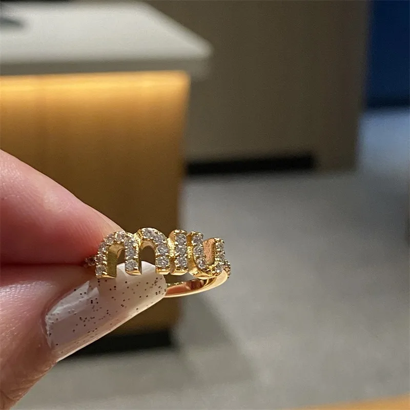 Корейская версия модного простого нового трендового индивидуального нишевого