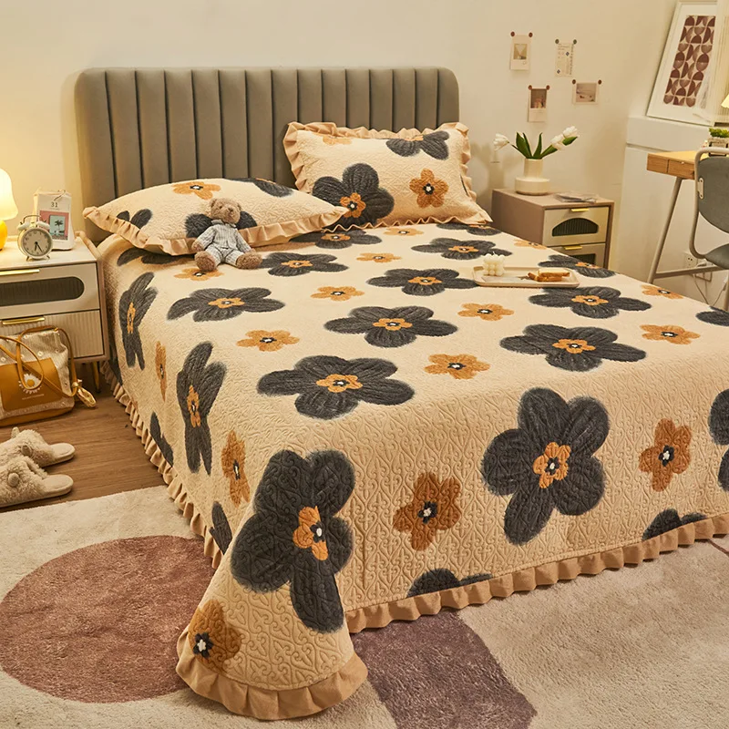 

2022 New Winter Thickened Milk Fleece Bed Cover High End Bed Sheet Cover Ins Cartoon Non Slip Blanket Bed Cover