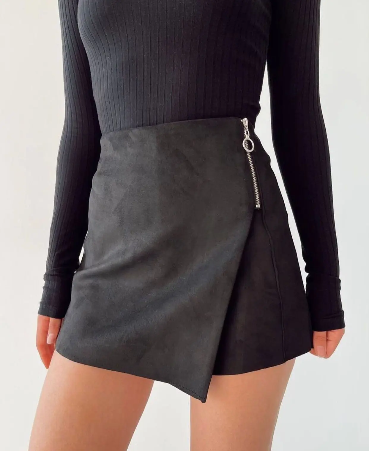 

CERVO BİANCO NUBUCK SHORTS SKIRT