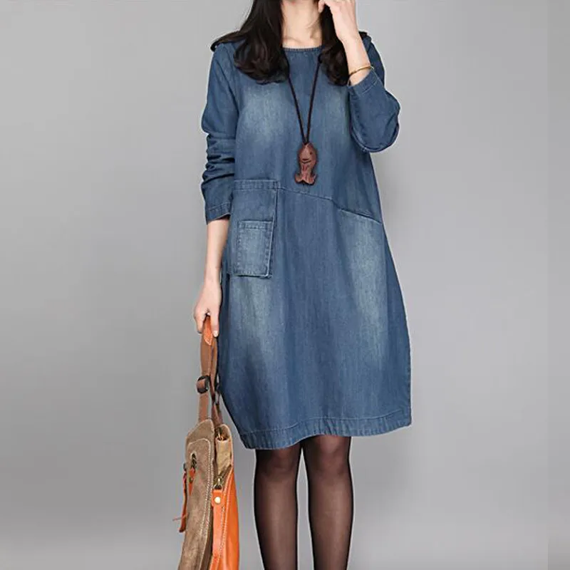 

Женское джинсовое платье с длинным рукавом, свободного покроя