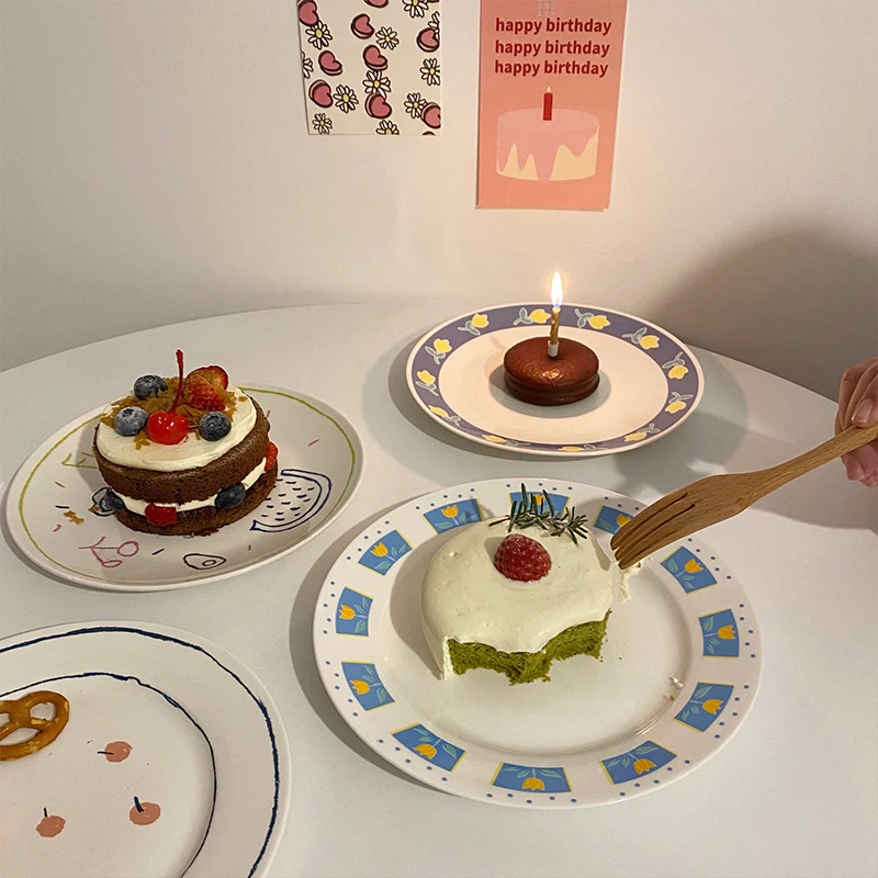 

8 inch Lovely Ceramic Plates Dessert Plate Ceramic Breakfast Cake Dessert Flower Fruit Letters Pattern Dish Home Decorations