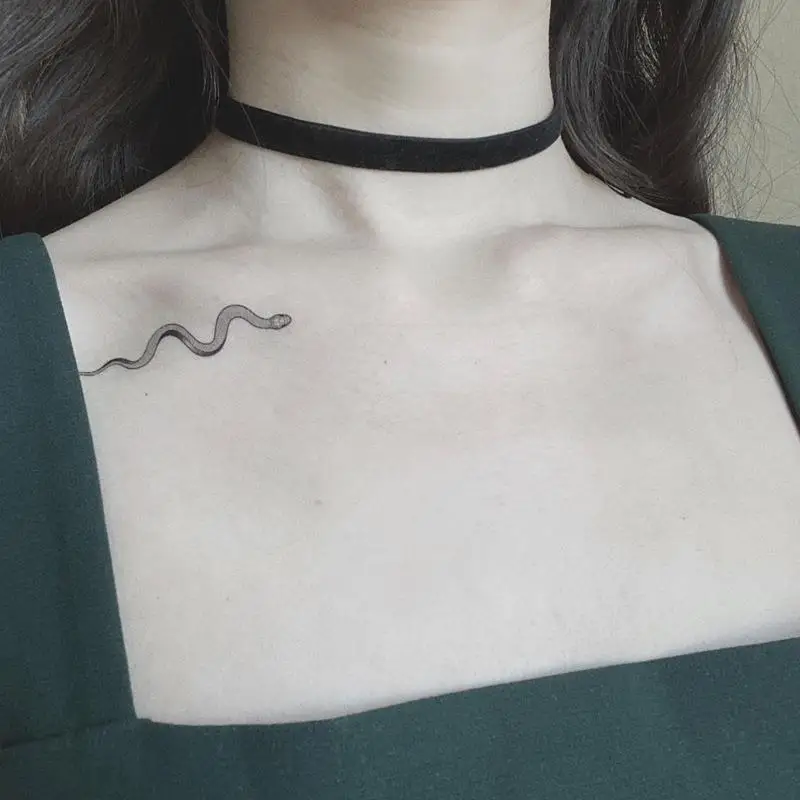 

Goth Snake Temporary Tattoos for Women Sexy Tattoo Stickers Wrist Arm Tattoo Waterproof Art Tattoo Lasting Viper Fake Tattoos