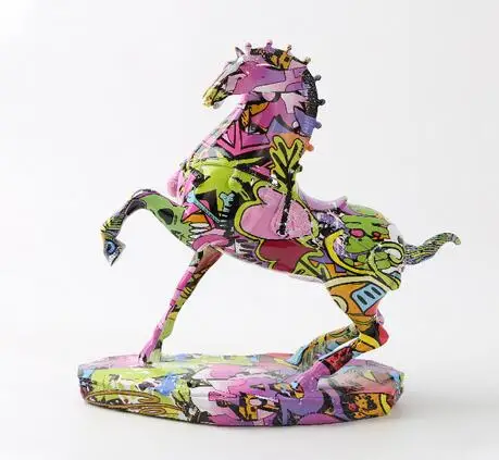 

Three dimensional swing bedroom study modern simple creative color water transfer resin crafts colorful animal Pentium horse