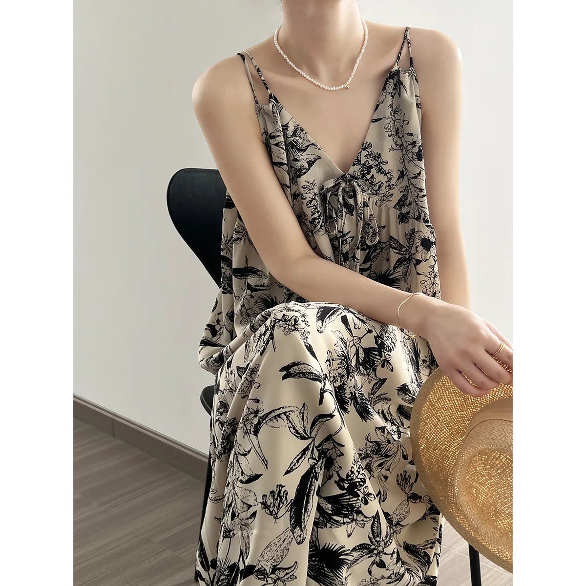 

Summer Camisole Dress Women Chinese Style Ink Print V-neck Loose Crushed Flower Long Dresses for Women Y2k Dress Beach Dress