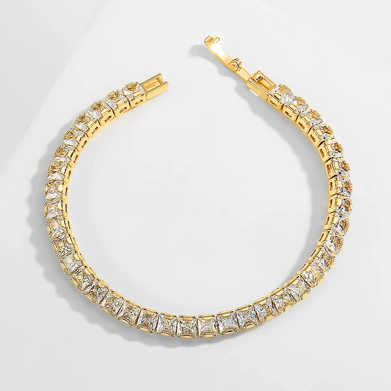 

2022 New Korean Style Exquisite White Square Zircon Bracelet Chain for Women Fashion Jewelry Simple Elegant Bracelets Party Gift