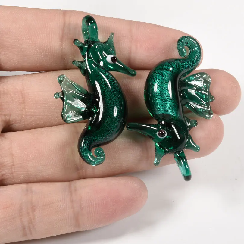 

2/4 шт., аксессуары для декора аквариума, стеклянный кулон с морским коньком, милые морские животные, мини-3D имитирующие женские ювелирные аксессуары