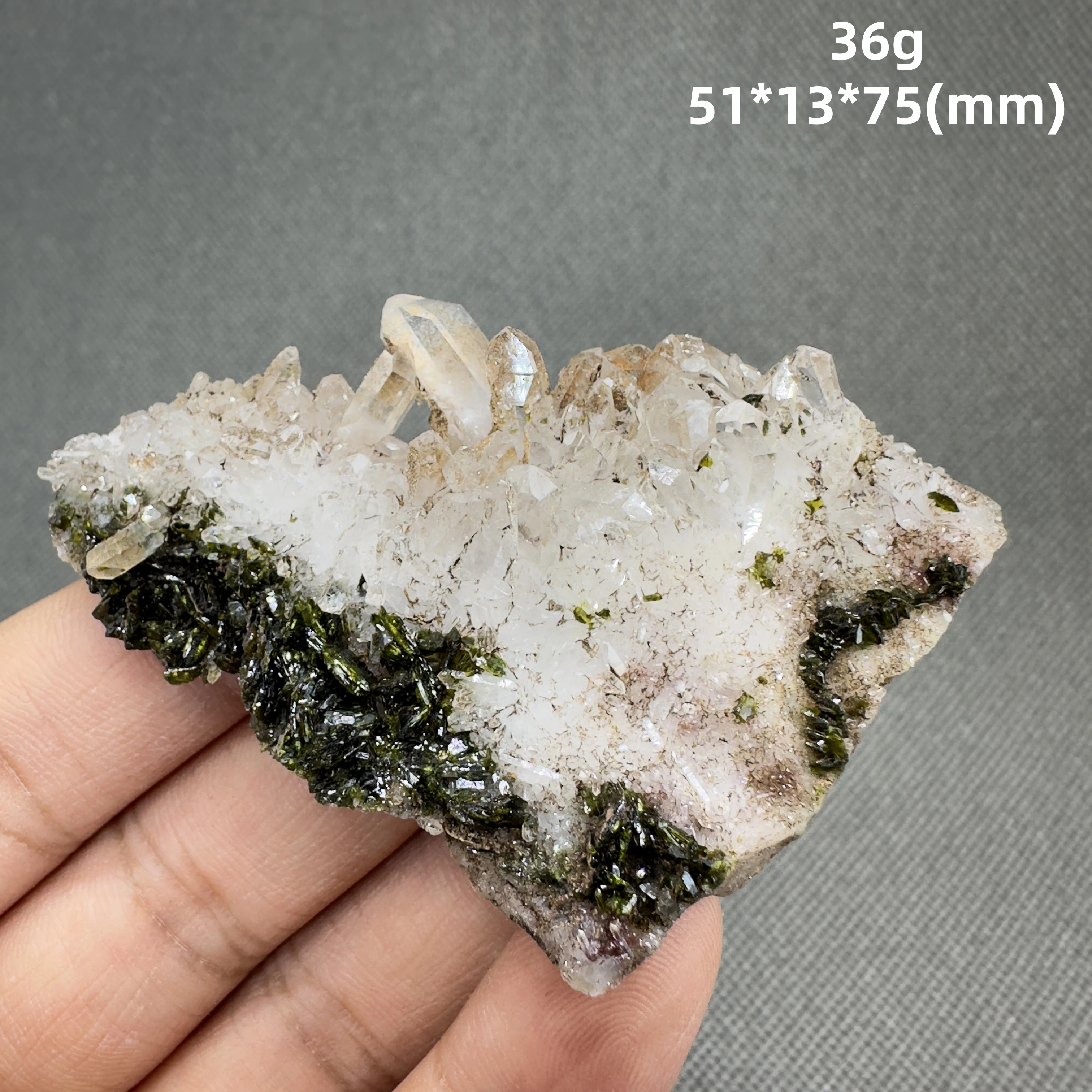 

Образцы эпидота и кристаллов QIANCHUAN