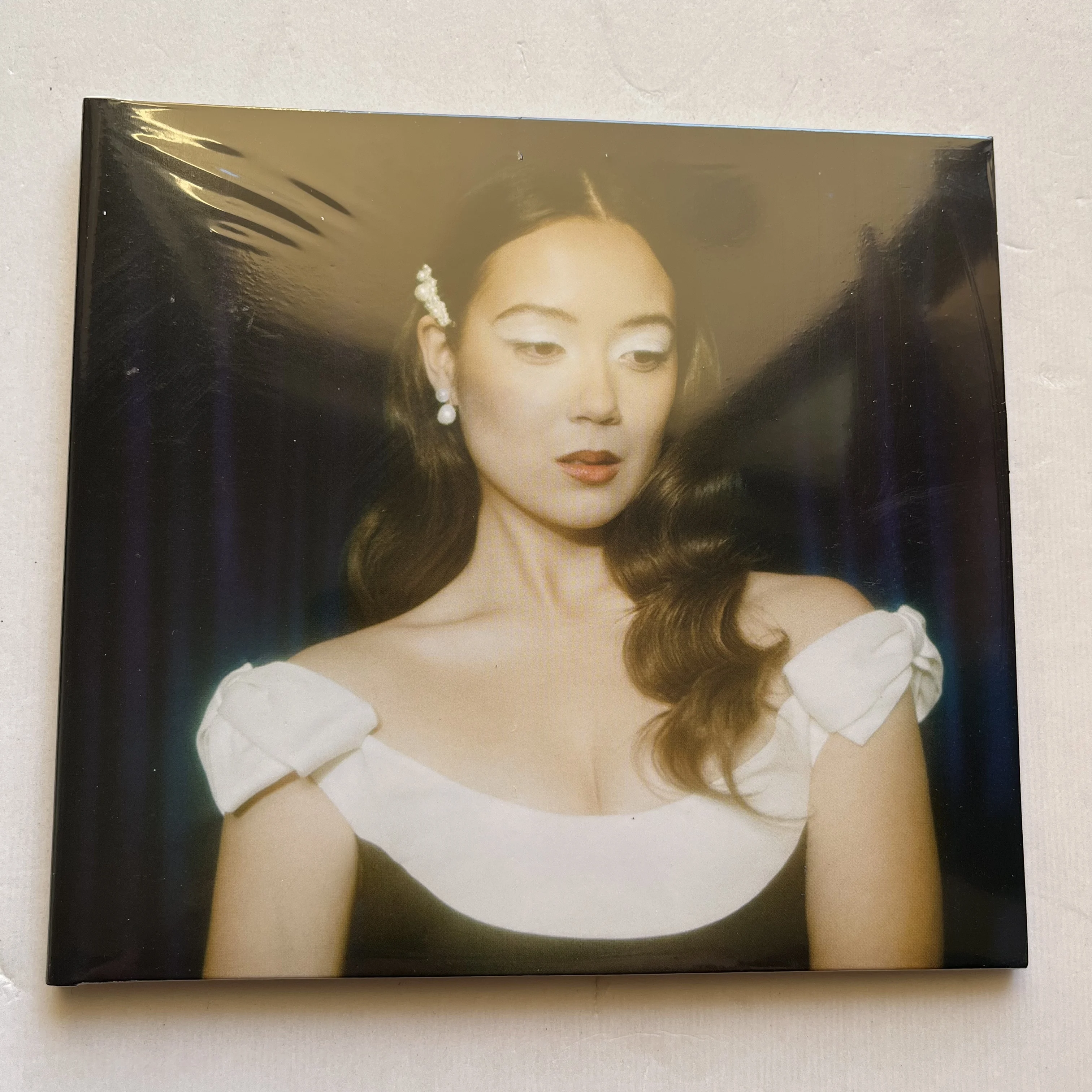 Музыкальный компакт-диск Laufey Lin Jonsdottir Bewitched Bandai