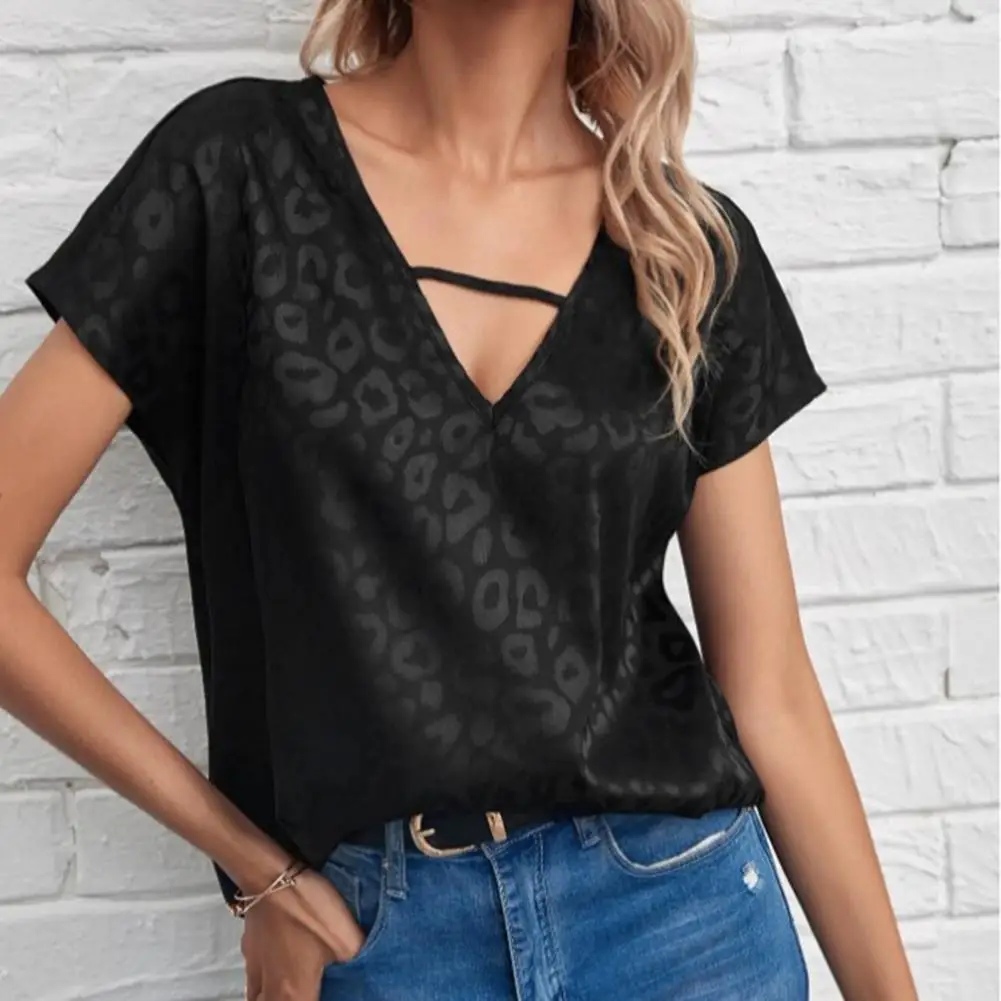 

Женская быстросохнущая блузка с коротким рукавом, V-образным вырезом и леопардовым принтом