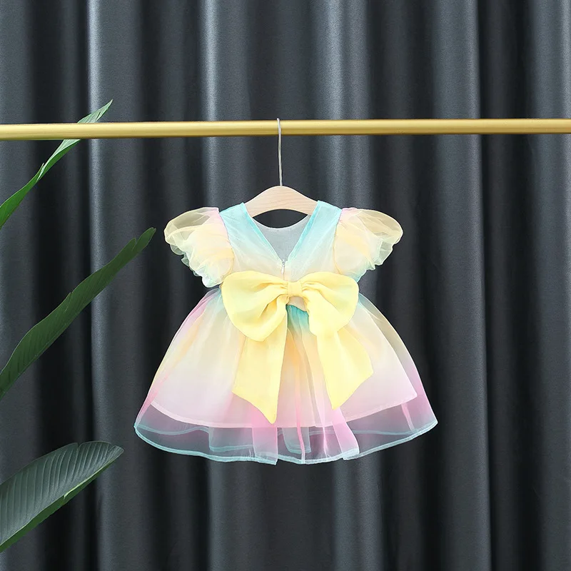 

Новинка 2022, детская одежда, платье для девочек, детская модная одежда, детское Сетчатое платье с бантом радужного цвета для маленьких принце...