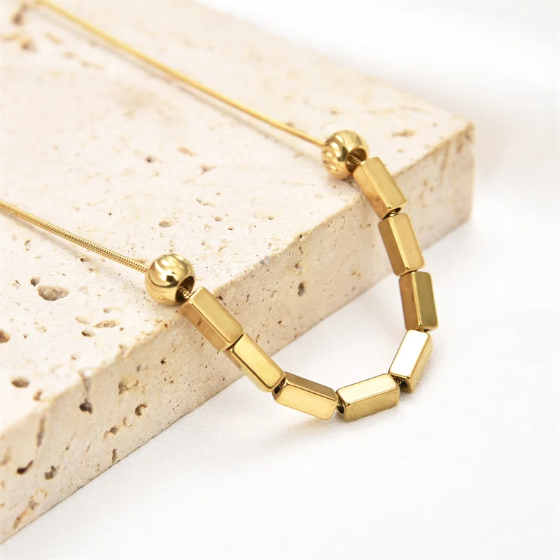 Ожерелье с кулоном FYSARA из нержавеющей стали 316L зеленым Цирконом в форме сердца