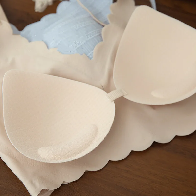 Ladies French Wave Seamless Lingerie, Wireless Bra, Girls Bra Beautiful Back Detachable High-end Bra, New Hot Sale