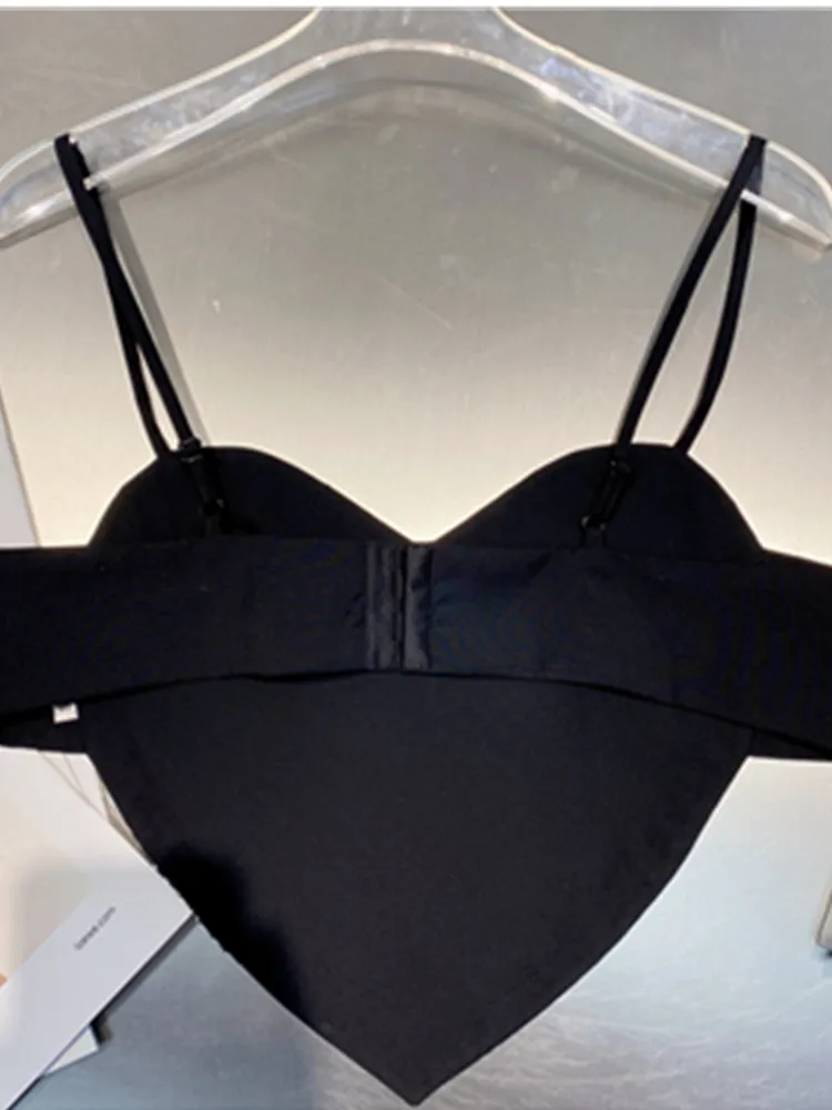 Новинка лета 2022 стильные женские сексуальные топы с черным сердцем и стразами