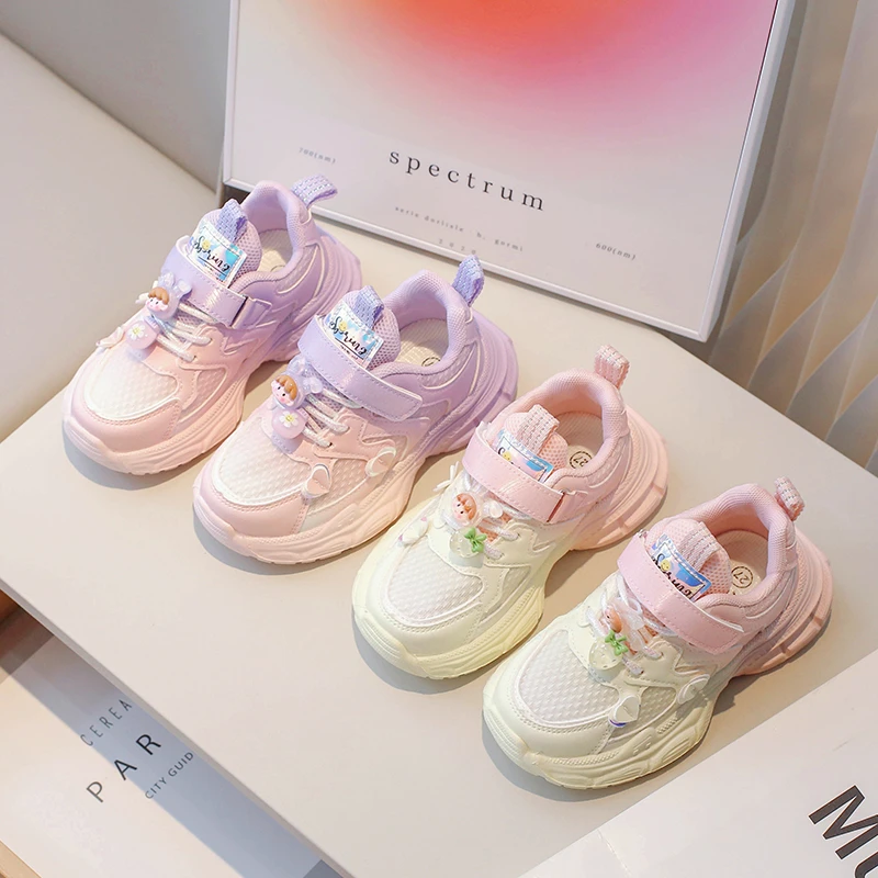 

Girls' Sports Shoes 2023 New Breathable Mesh Casual Shoes Children's Thick Soles Free Lace-up Trend Daddy Shoes