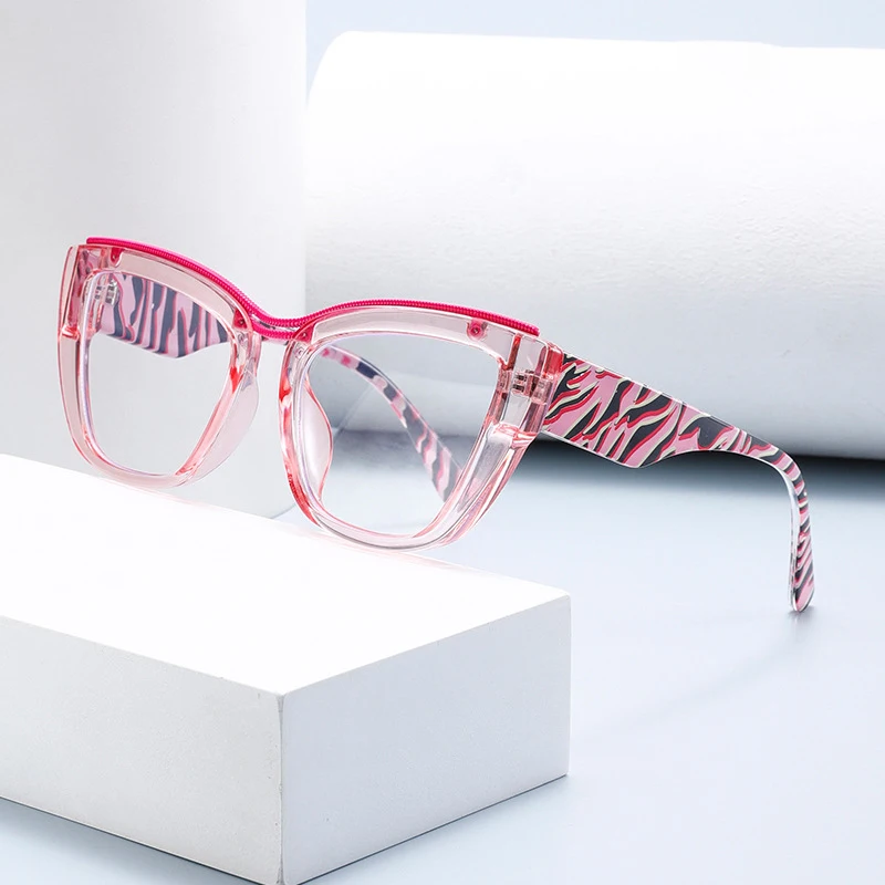 Rhaegal Original Design Women's Fashion Anti Blue Light Glasses New Stylish Cat Eye Blocker Transparent