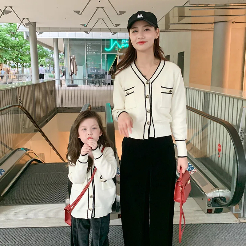 

Mother And Daughter Knit Cardigan Mom And Me Equal Sweater Autumn Baby Knitted Coat Women Sweaters Child Girls Jumper Knitwear