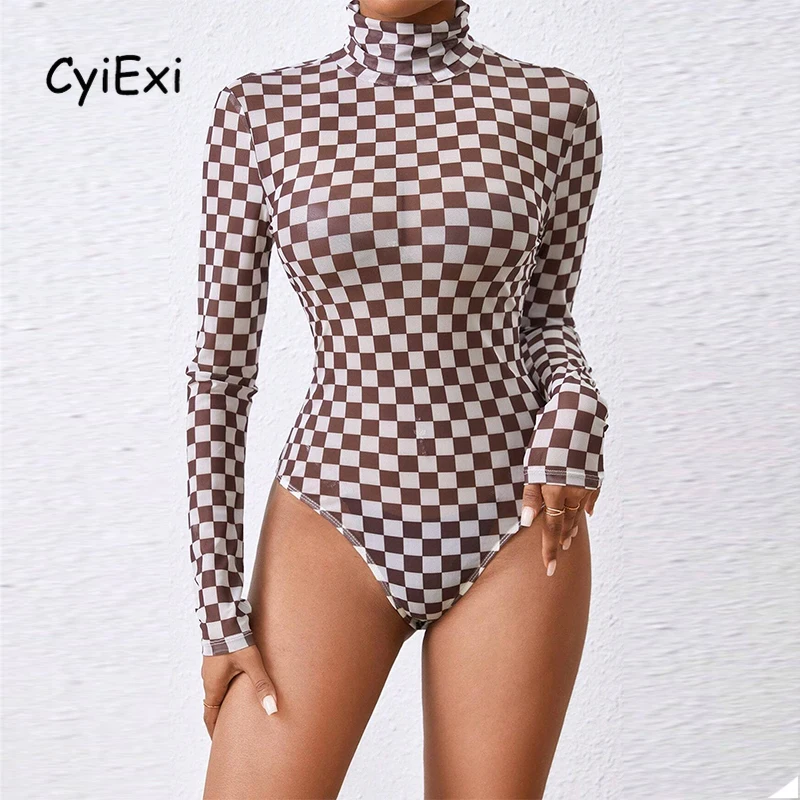 Боди женское в клетку с длинным рукавом и воротником-хомутом