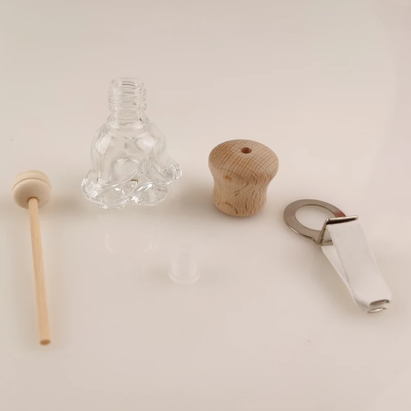 1 шт. подвесной автомобильный освежитель воздуха в стеклянной бутылке пустая