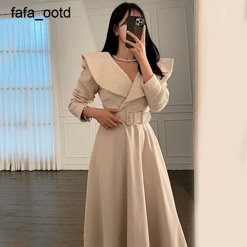 

2022 French Long Dress Women Temperament Elegant Chic Big Lapel Tweed Spell Receiving Waist Big Swing Type Dresses With Belt