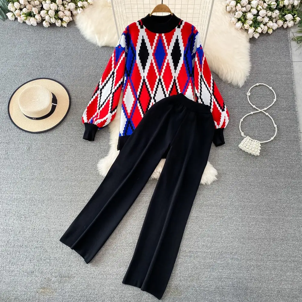 Женский комплект из двух предметов свободный клетчатый свитер и облегающие